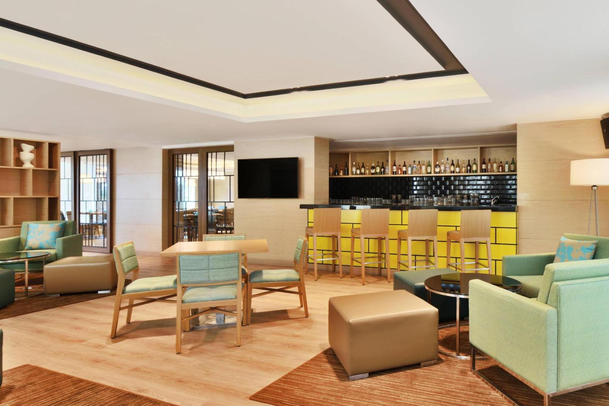 Отель Fairfield By Marriott Chennai Omr Экстерьер фото